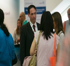 Adv. Shay Ben-Natan spoke to employers at the annual human resources conference